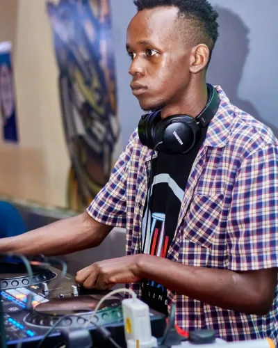 Craft Every Moment With Each Groove